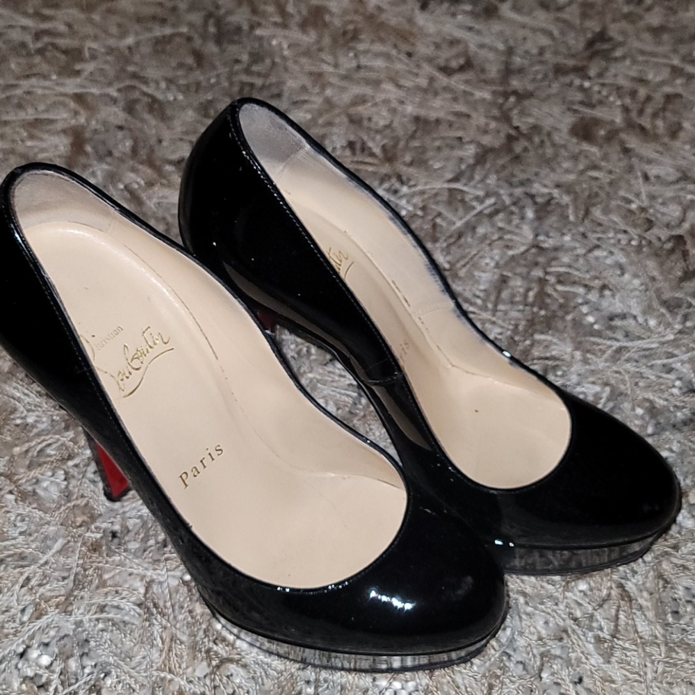 Christian Louboutin patent pump